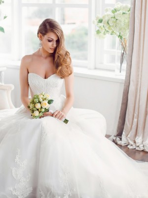 Магазин свадебных платьев и аксессуаров